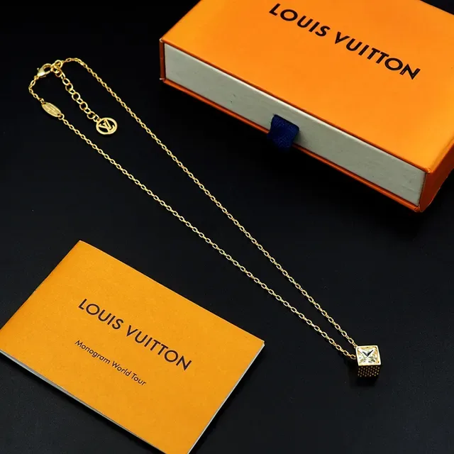 Louis Vuitton Gold Transparent Chain Square-Cut Crystal Pendant Necklace 8