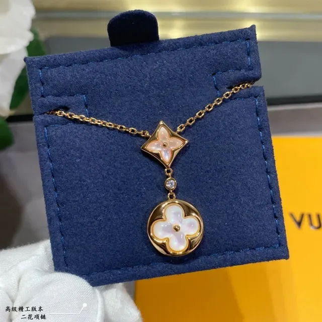 Collier Louis Vuitton Chaîne Dorée Blanche Nacre Fleurs Quadrifoliées 6