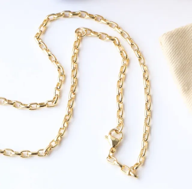 Louis Vuitton Gold White Curb Chain Square Pendant Necklace 2
