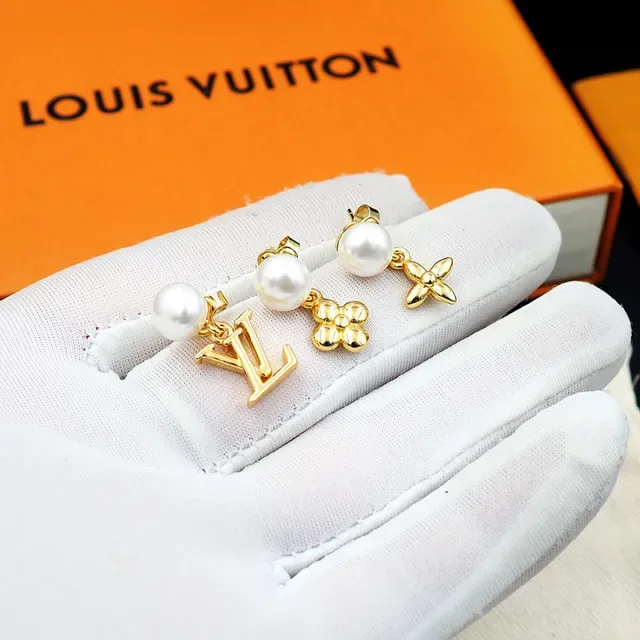 Louis Vuitton Gold White Pearl-Top Earrings 7