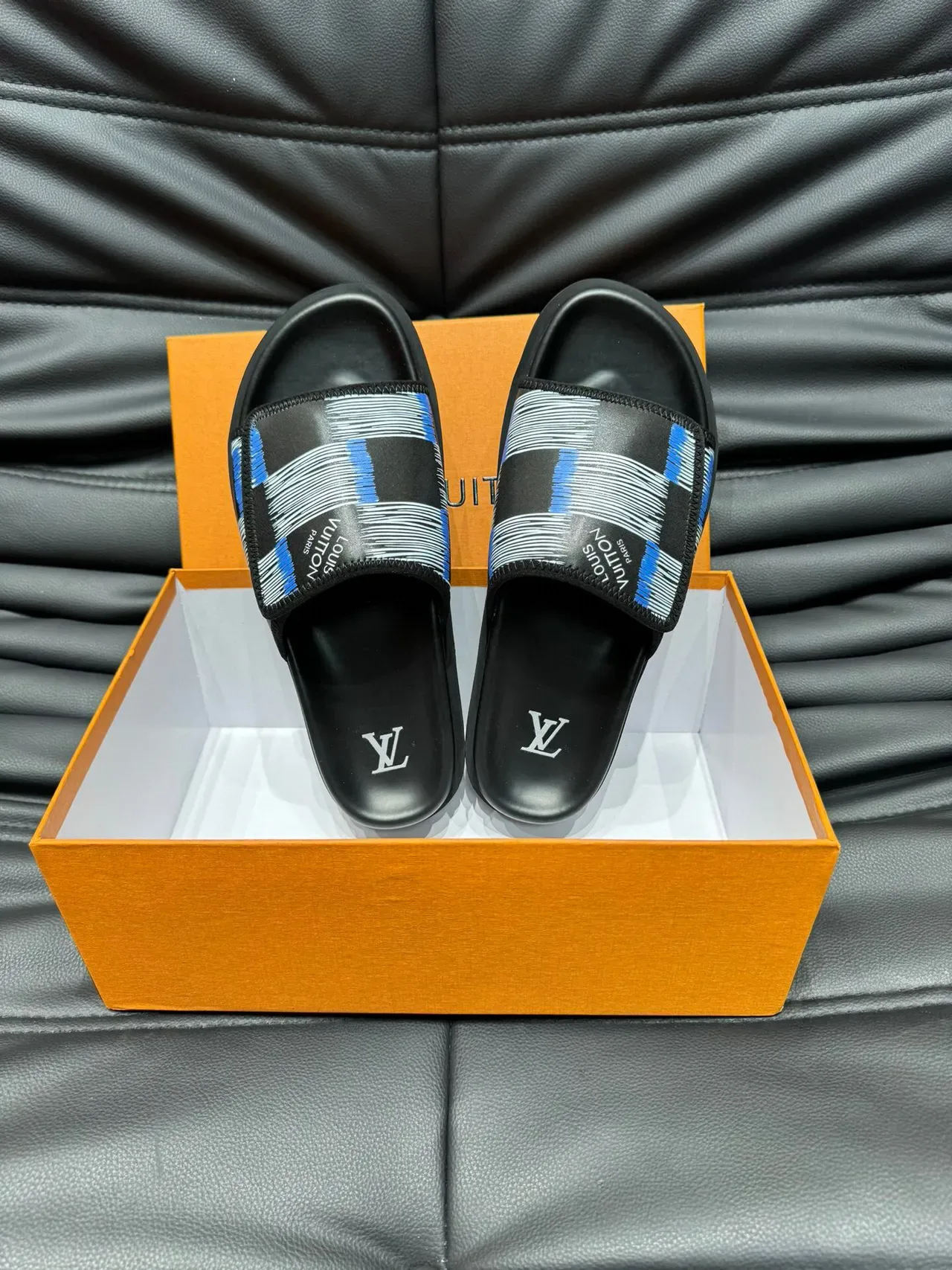Louis Vuitton Graphic-Print Strap Slipper 5