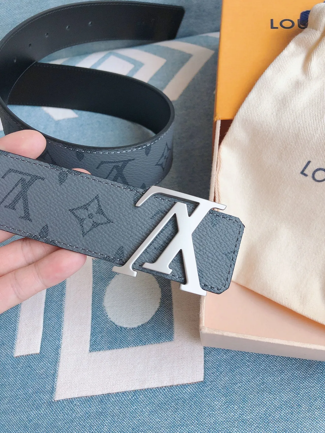 Louis Vuitton Gray Silver Monogram-Coated Oversized LV Buckle Leather Belt 6