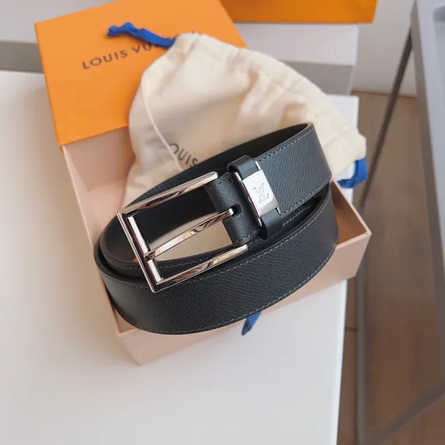 Louis Vuitton Gray Silver Textured Buckle Leather Belt 3