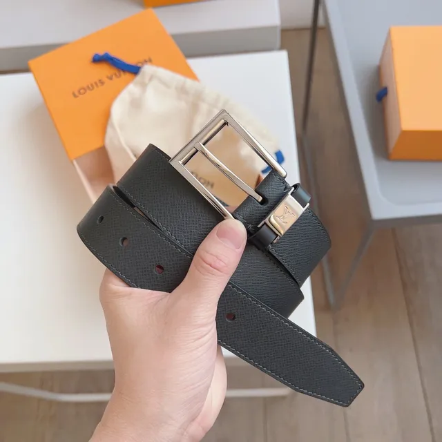 Louis Vuitton Gray Silver Textured Buckle Leather Belt 9