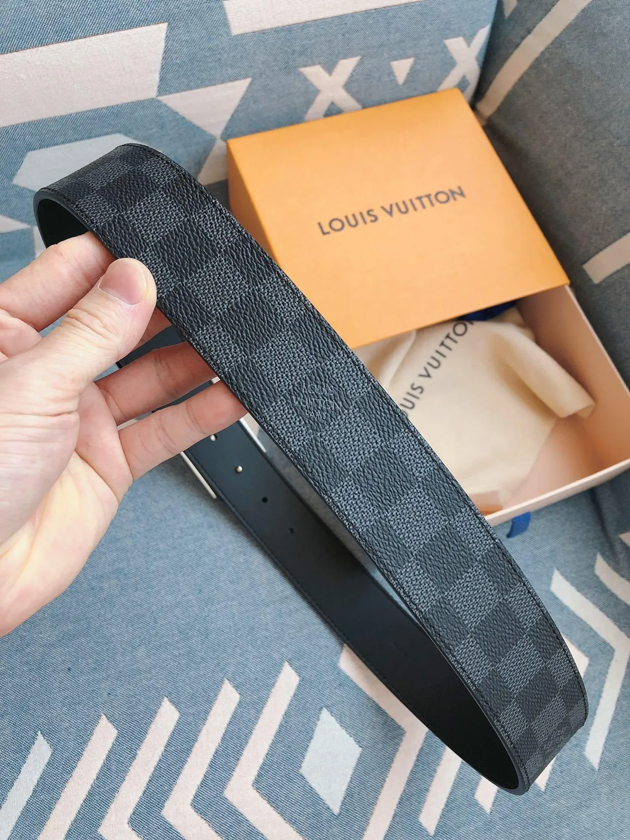 लुई विटन LV Damier Graphite चमड़े की बेल्ट 6