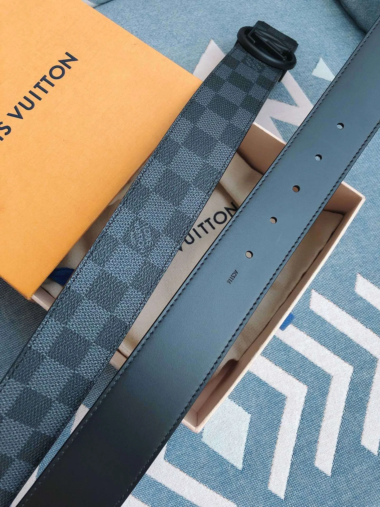 Louis Vuitton LV Circle Damier Graphite Leather Belt 4
