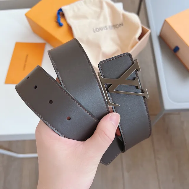 Louis Vuitton LV Initiales चमड़े का बेल्ट 2