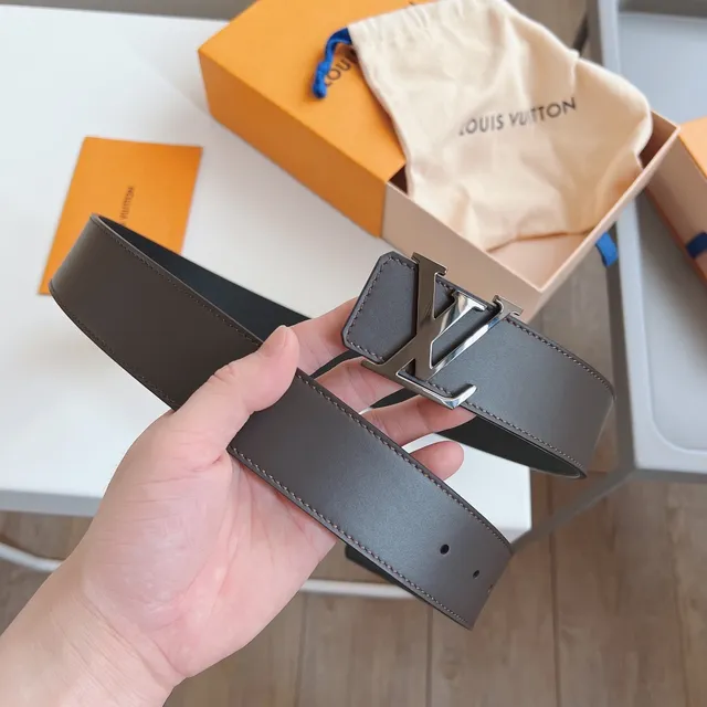 Louis Vuitton LV Initiales चमड़े का बेल्ट 7