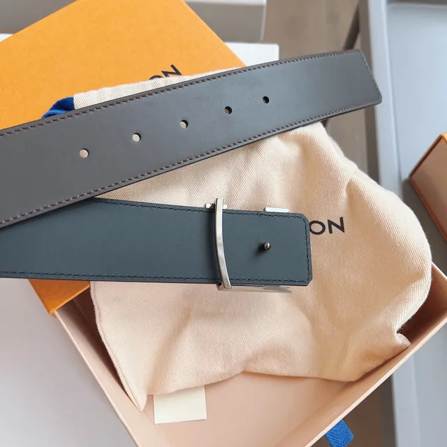 Louis Vuitton LV Initiales चमड़े का बेल्ट 8