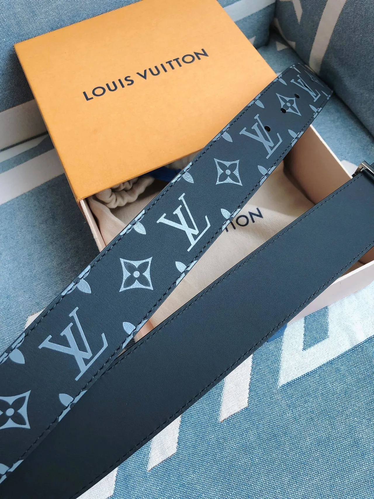 Louis Vuitton LV Initiales Monogram Leather Belt 5