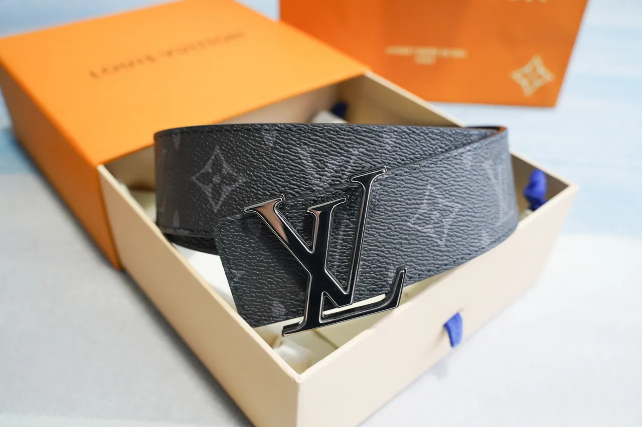 Louis Vuitton LV Initiales Monogram Leather Belt 7