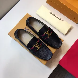 Louis Vuitton LV mocassim preto vermelho couro pébblé fivela de metal mocassim