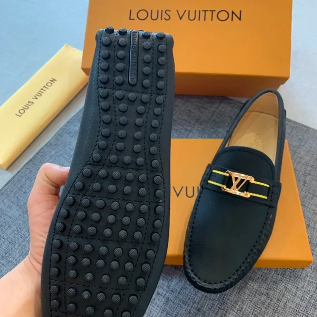 Louis Vuitton LV mocassin noir jaune cuir boucle twist mocassin 4