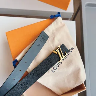 Louis Vuitton LV Monogram Belt Black Pebbled Leather Gold-Tone Buckle Leather Belt