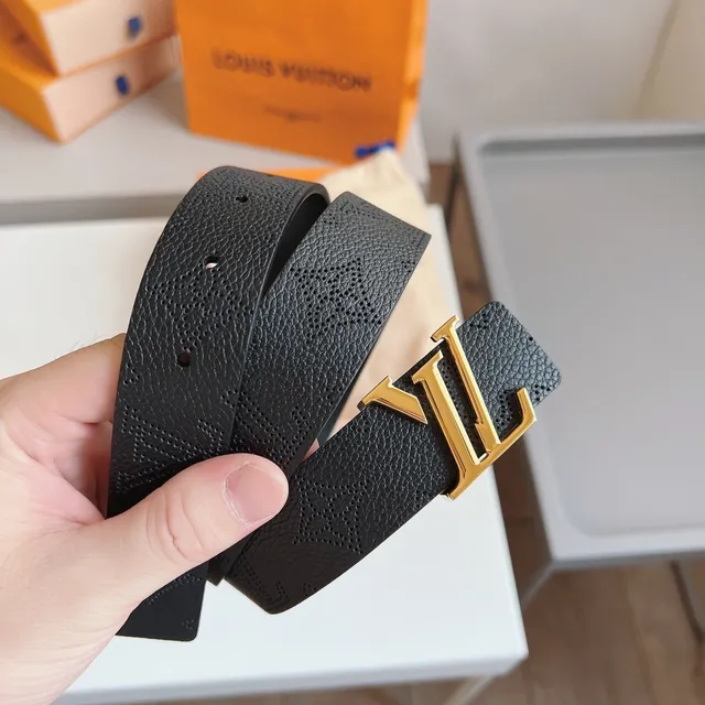 Louis Vuitton LV Monogram Belt Cuir Noir Granité Boucle Dorée Ceinture en Cuir 8