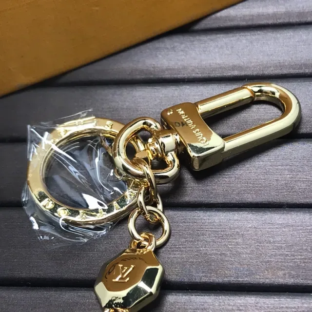 Louis Vuitton LV Monogram ذهبي معدني حلقة المفاتيح سوار 2