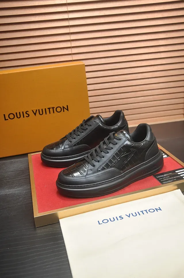 Louis Vuitton LV Trainer Black Low-Top Platform Sole Lifestyle Sneakers 4