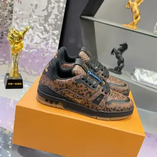 Louis Vuitton LV Trainer বাদামি কালো Monogram Canvas Overlays लाइफस्टाइल स्नीकर्स