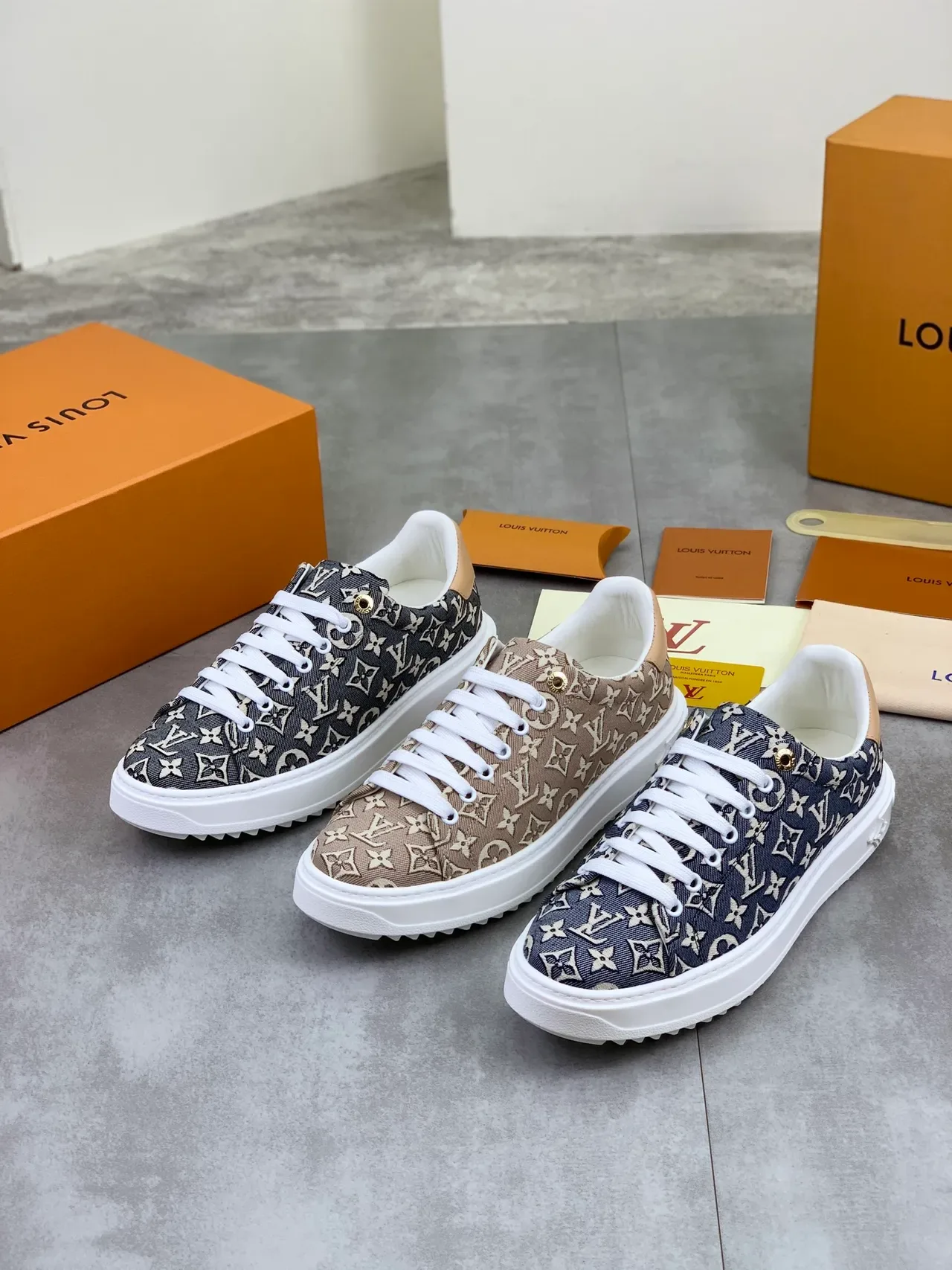 Louis Vuitton LV Trainer Gray White Monogram Canvas Platform Sole Lifestyle Sneakers 2