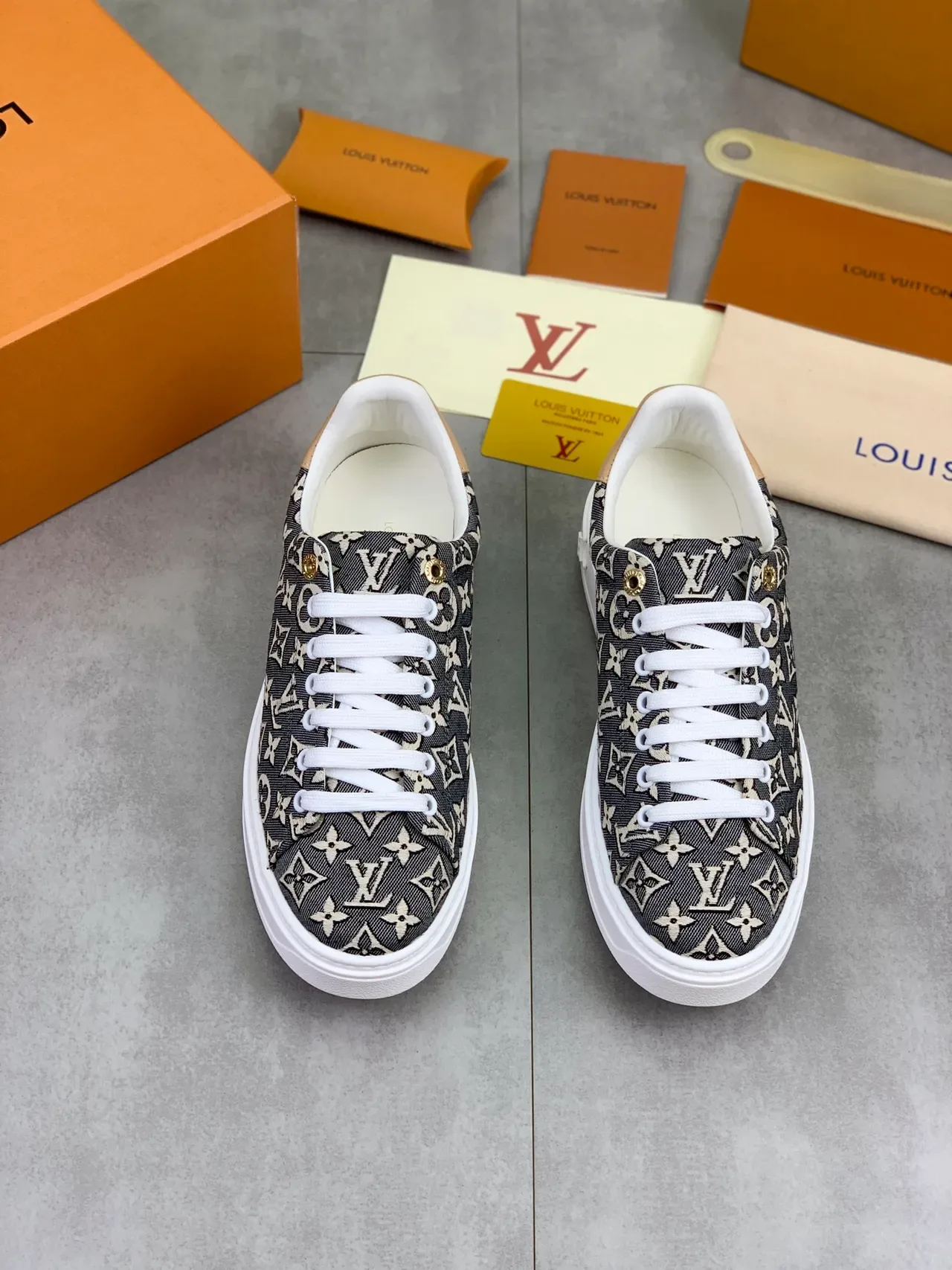 Louis Vuitton LV Trainer Gray White Monogram Canvas Platform Sole Lifestyle Sneakers 5