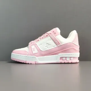 Louis Vuitton LV Trainer Zapatillas Lifestyle Rosa Blanco Estructura de Jaula En Capas Detalle de Correa Asimétrica