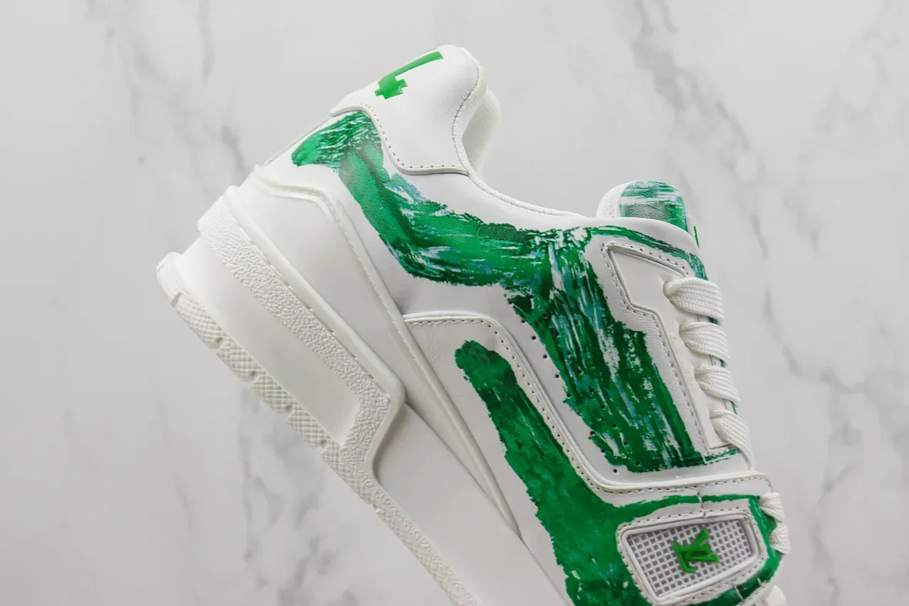 Louis Vuitton LV Trainer Sneakers Lifestyle Branco e Verde Paintstroke 5