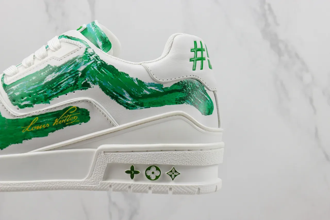 Louis Vuitton LV Trainer Sneakers Lifestyle Branco e Verde Paintstroke 7