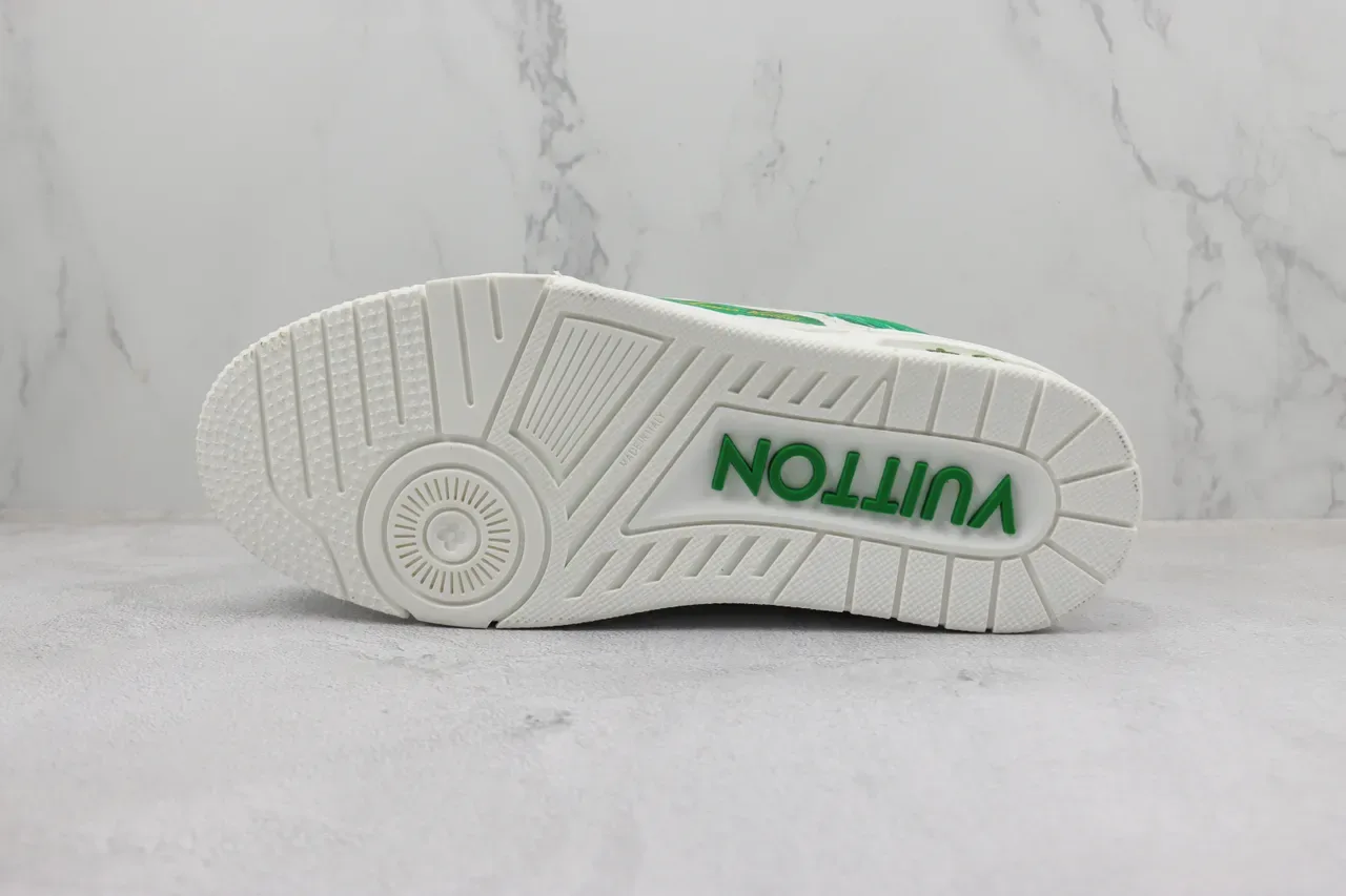 Louis Vuitton LV Trainer Sneakers Lifestyle Branco e Verde Paintstroke 8