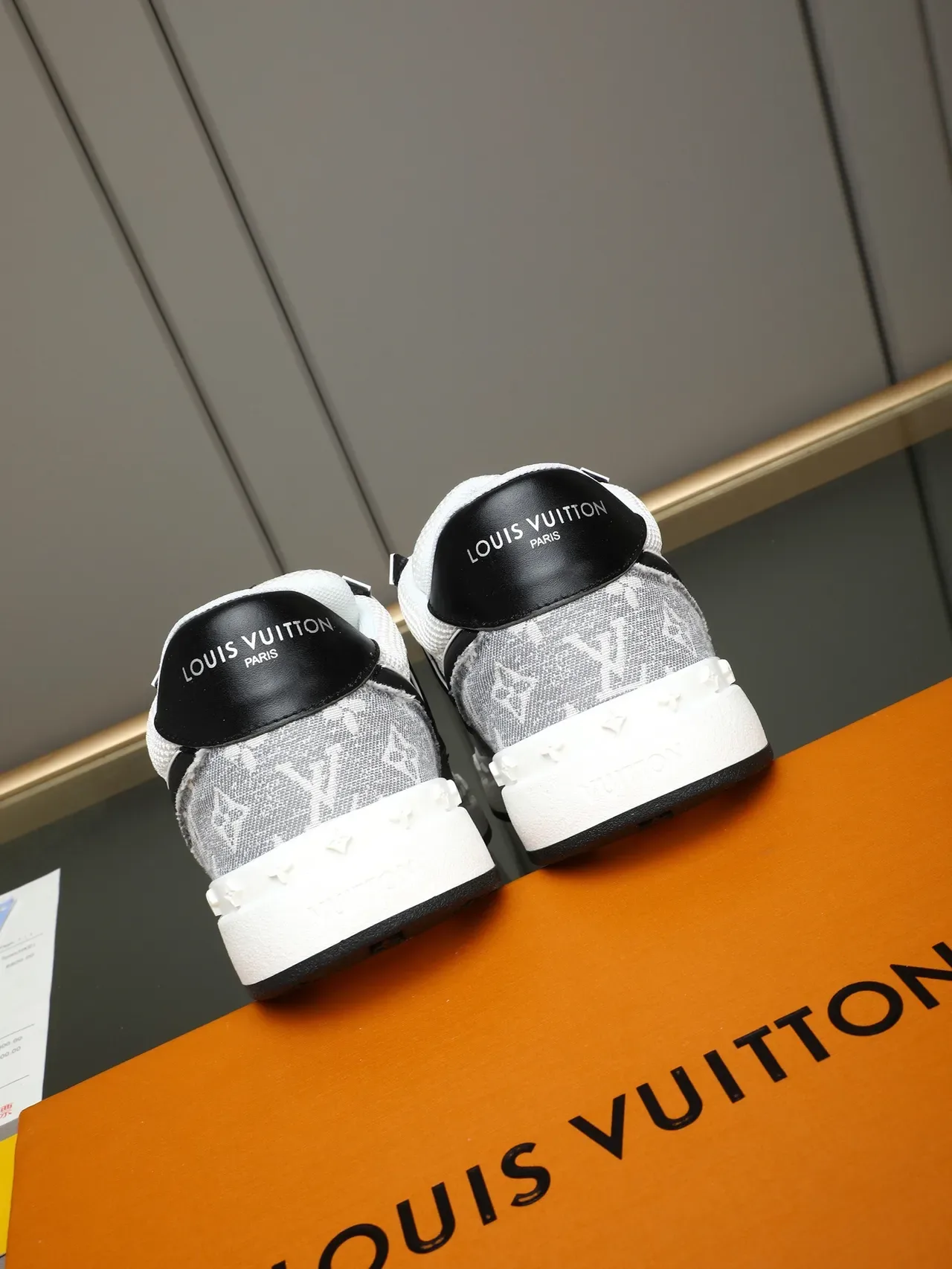 Louis Vuitton LV Trainer White Gray Monogram Canvas Oversized Logo Lifestyle Sneakers 3