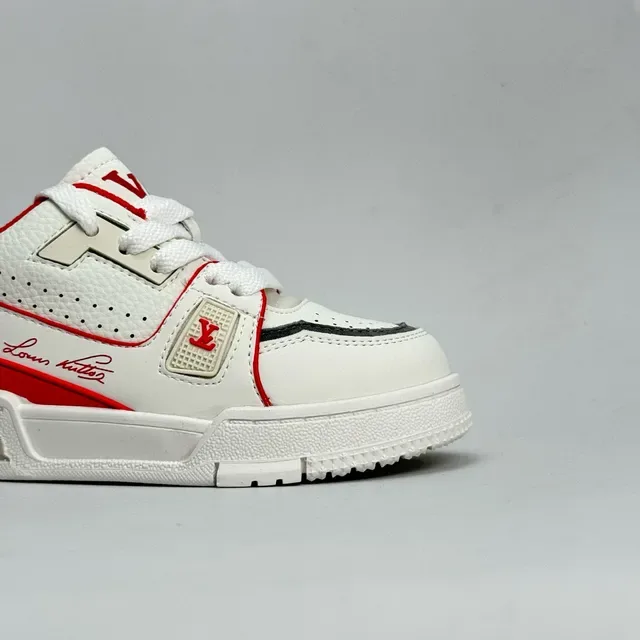 Louis Vuitton LV Trainer White Green Layered Leather Construction Perforated Toe Box Lifestyle Sneakers 20