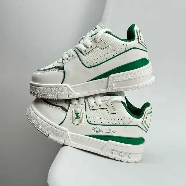 Louis Vuitton LV Trainer White Green Layered Leather Construction Perforated Toe Box Lifestyle Sneakers 22