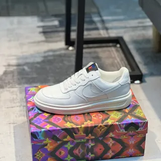 Louis Vuitton LV Trainer Branco multicolor couro texturizado croc-embossed ponta estilo de vida tênis