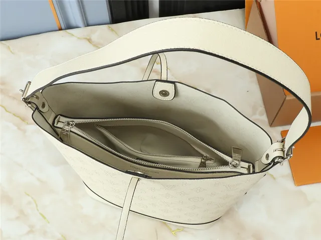 Louis Vuitton Monogram Canvas Beige Bucket Bag 2