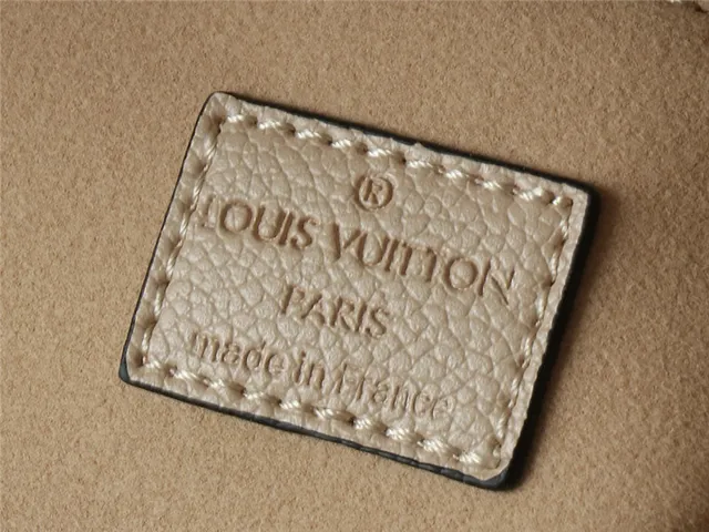 Louis Vuitton Monogram Canvas Beige Bucket Bag 12