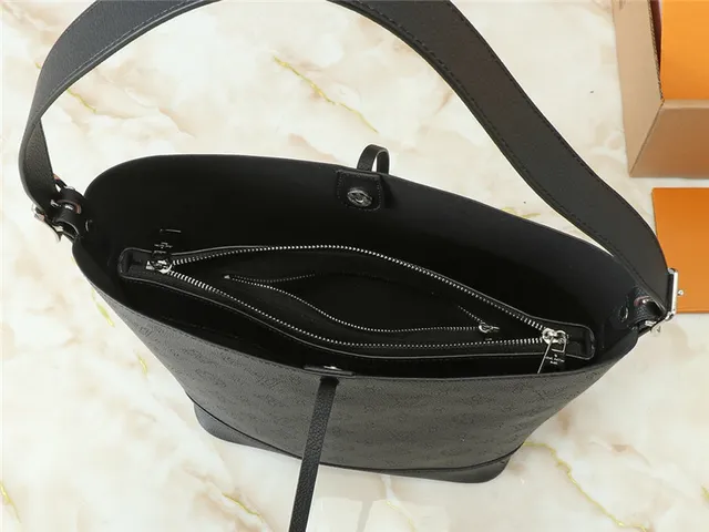 Louis Vuitton Monogram Canvas Beige Bucket Bag 19