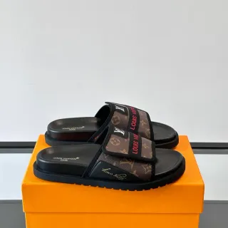 Louis Vuitton Monogram Canvas दो पट्टियों वाला काली भूरी चप्पल