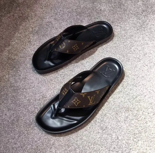 Louis Vuitton Monogram Canvas Thong Slippers 2