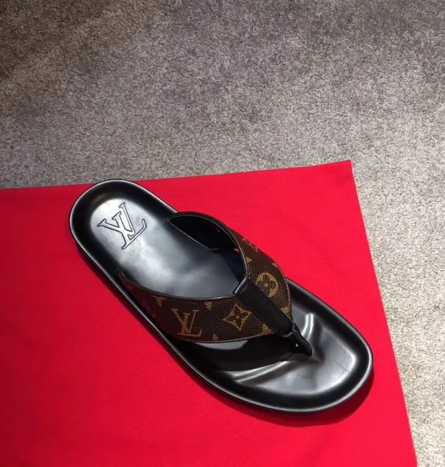 Louis Vuitton Monogram Canvas Thong Slippers 5