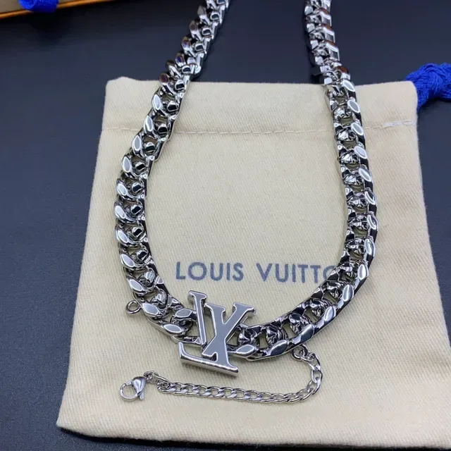 Louis Vuitton Monogram Chain Silver Curb Plaque Necklace 3
