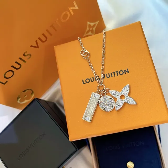 Louis Vuitton Monogram Flower and Star Charm Gold-Tone Crystal Necklace 6