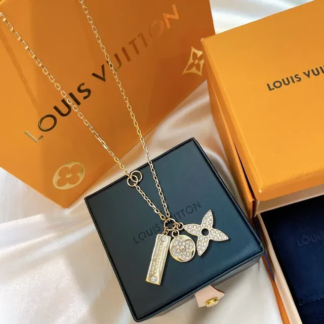 Louis Vuitton Monogram Flower and Star Charm Gold-Tone Crystal Necklace 7