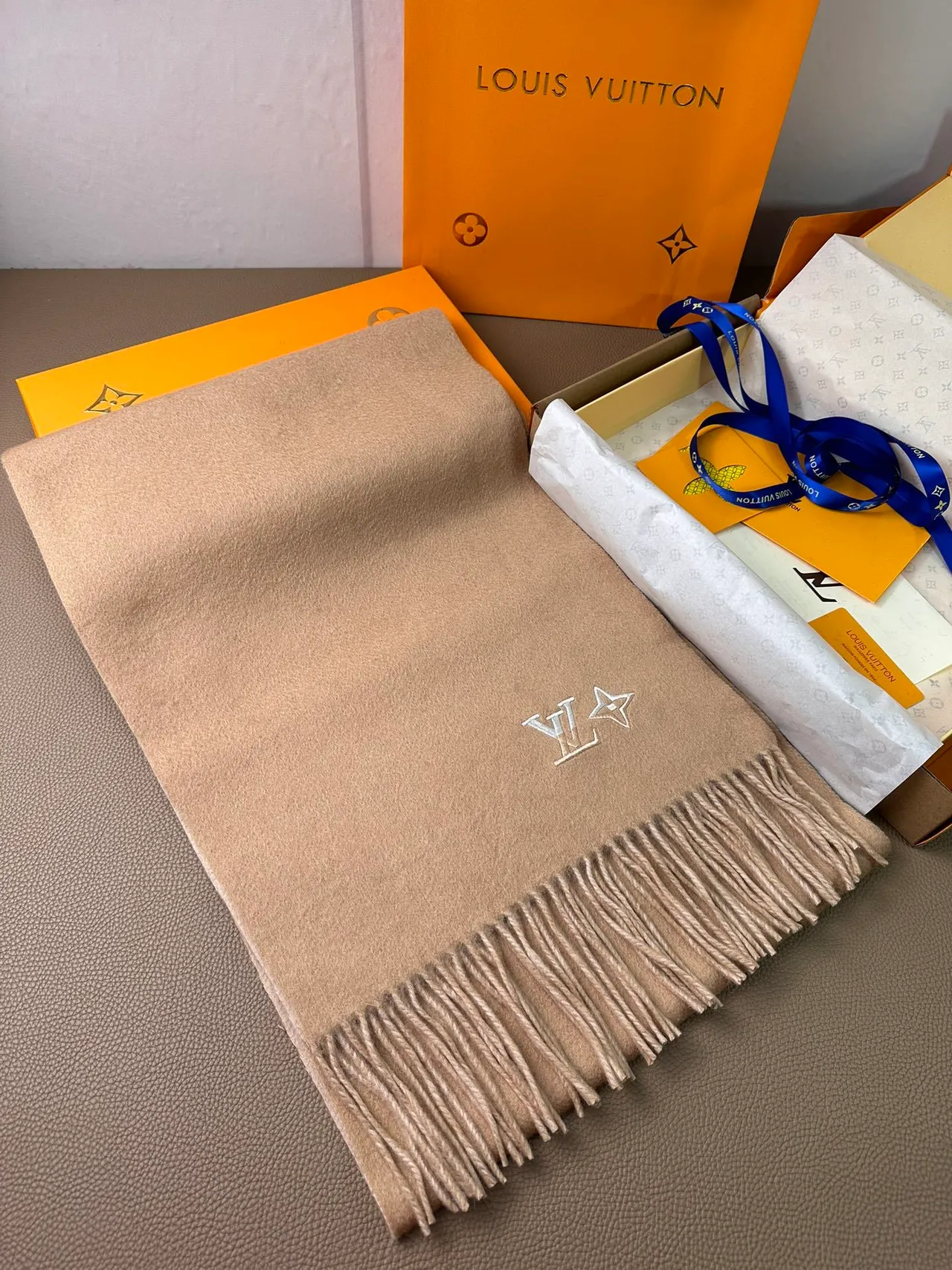 Louis Vuitton Monogram Flower Embroidered Beige Cashmere Scarf 5