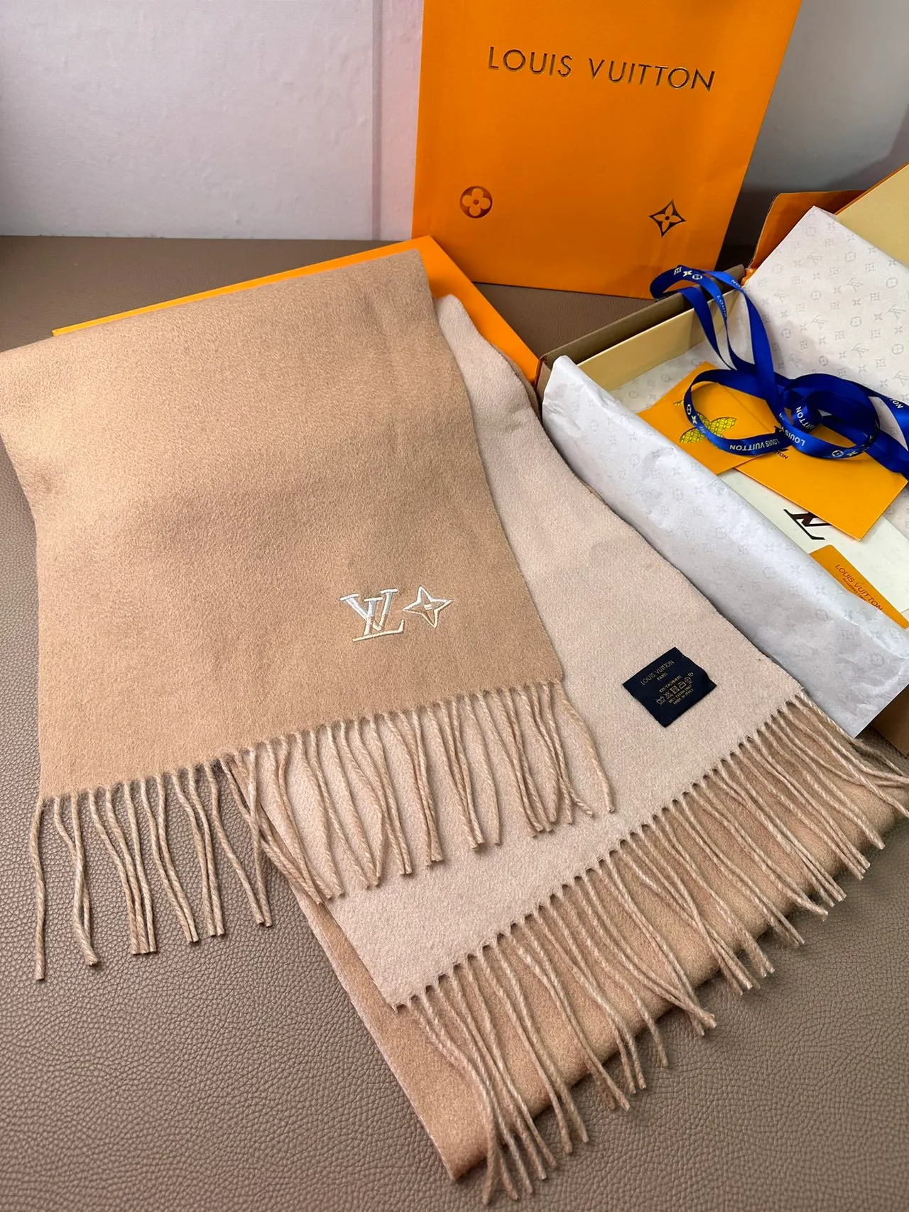 Louis Vuitton Monogram Flower Embroidered Beige Cashmere Scarf 8