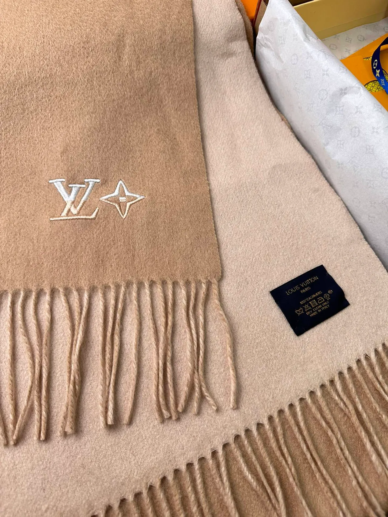 Louis Vuitton Monogram Flower Embroidered Beige Cashmere Scarf 6