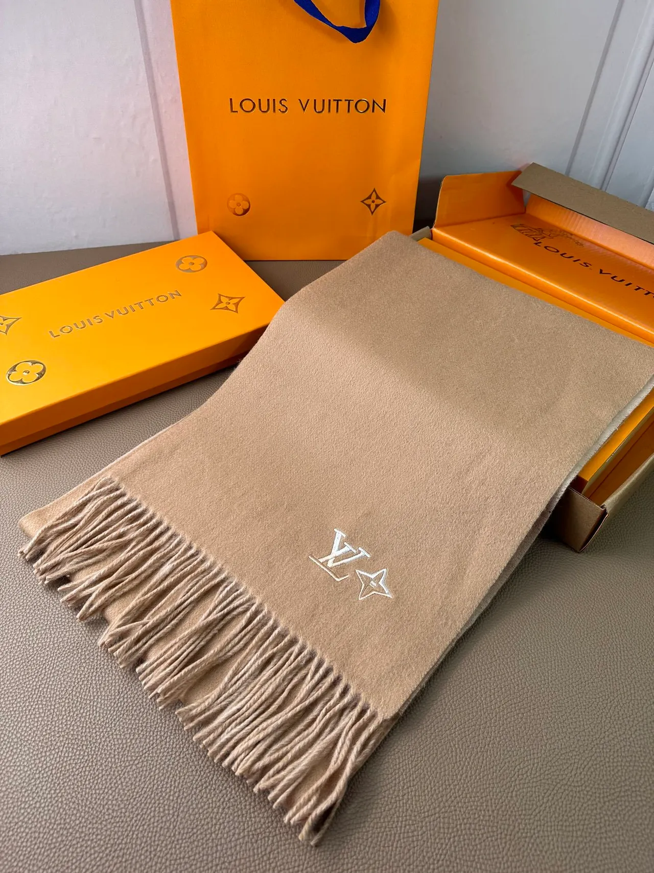 Louis Vuitton Monogram Flower Embroidered Beige Cashmere Scarf 7