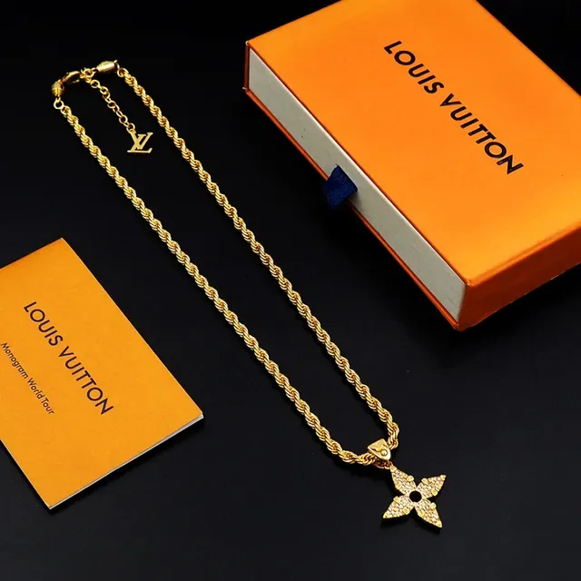 Louis Vuitton Monogram Flower Pavé Crystal Gold Rope Chain Necklace 6