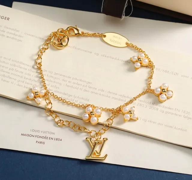 Louis Vuitton Monogram Flower Pearl Charm Silver Bracelet 7
