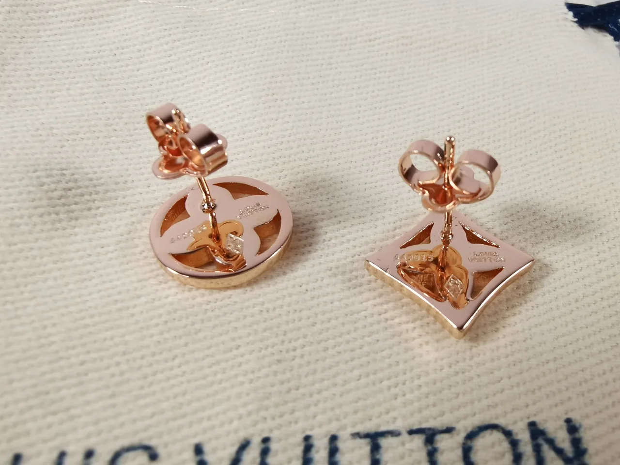 Louis Vuitton Monogram Flower Rose Gold Crystal Earrings 8