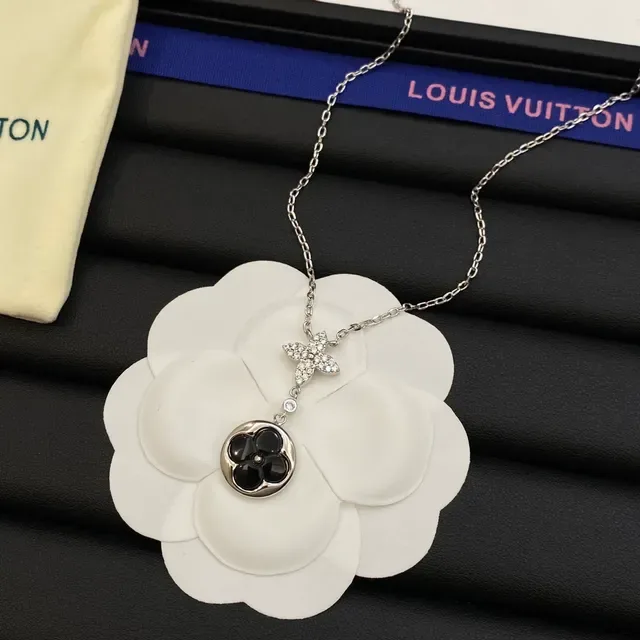 Louis Vuitton Monogram Flower Silver Gold Floral Quatrefoil Pendant Pavé Crystal Accents Necklace 4