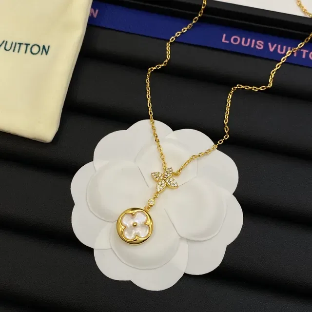 Louis Vuitton Monogram Flower Silver Gold Floral Quatrefoil Pendant Pavé Crystal Accents Necklace 7
